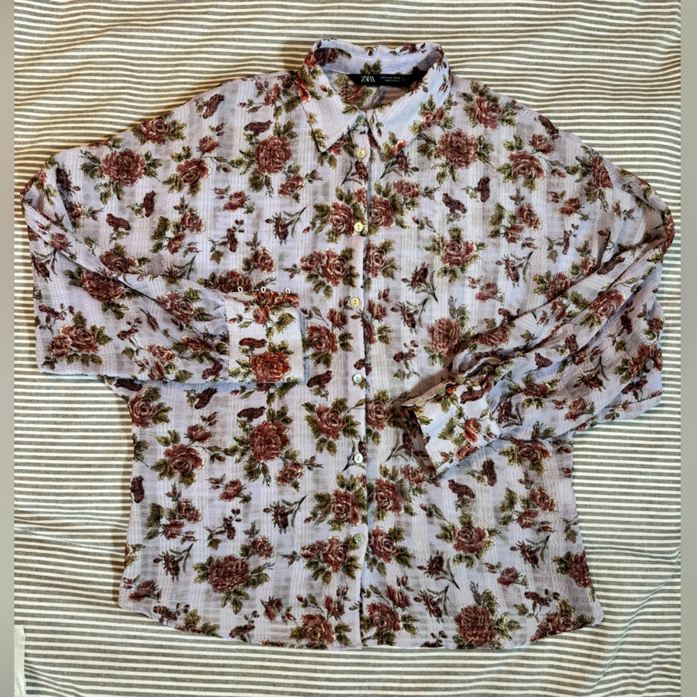 Zara Lilac textures Multicolor Floral Shirt, size small